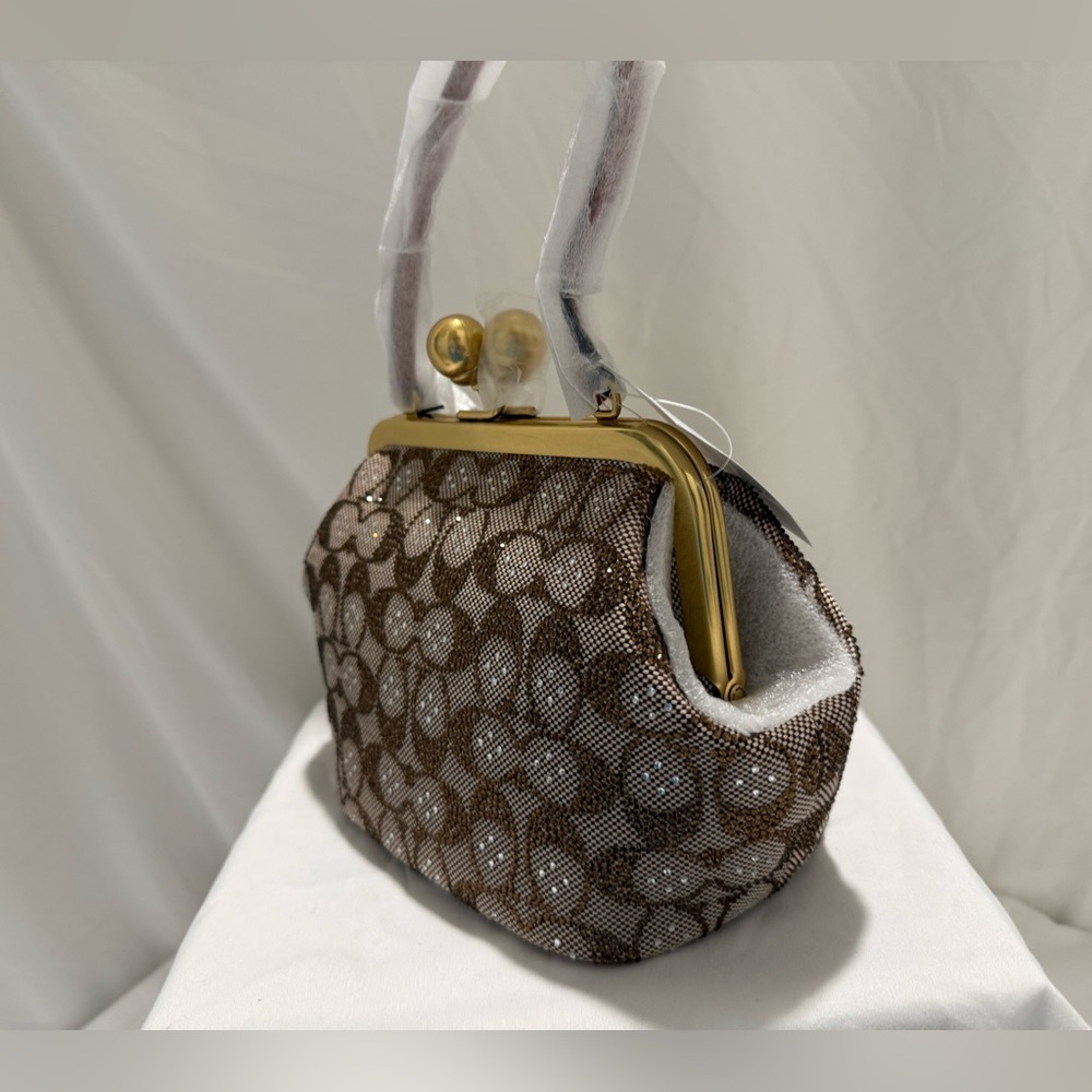 NWT Coach Kisslock Frame Bag 16 In OG Crystal Signature Jacquard CCC53 - Picture 6 of 10